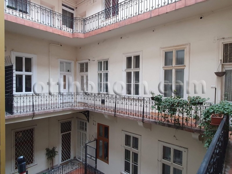 Budapest VII. kerület Eladó Lakás Dob utca
