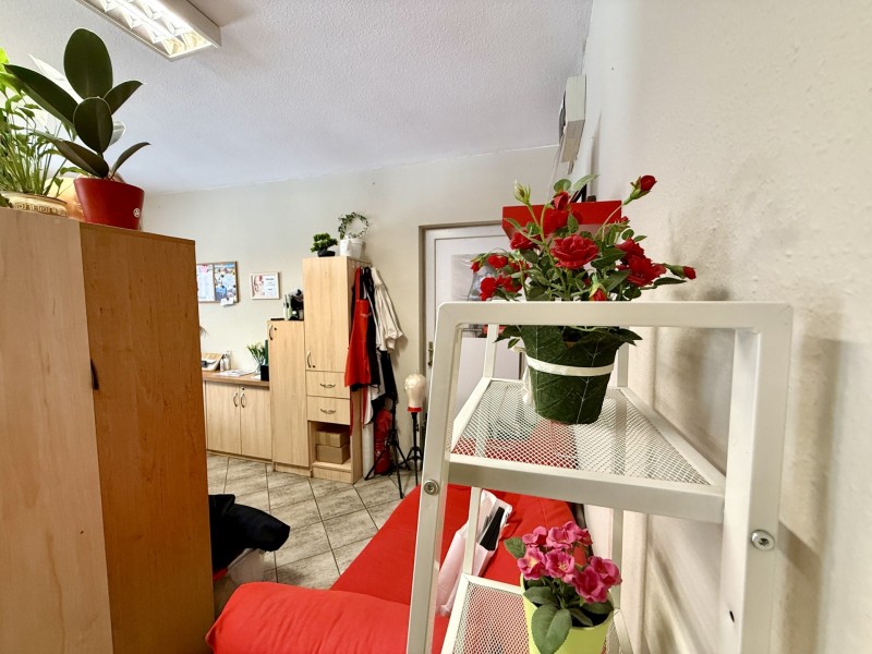 Miskolc Eladó Iroda Lévay József utca