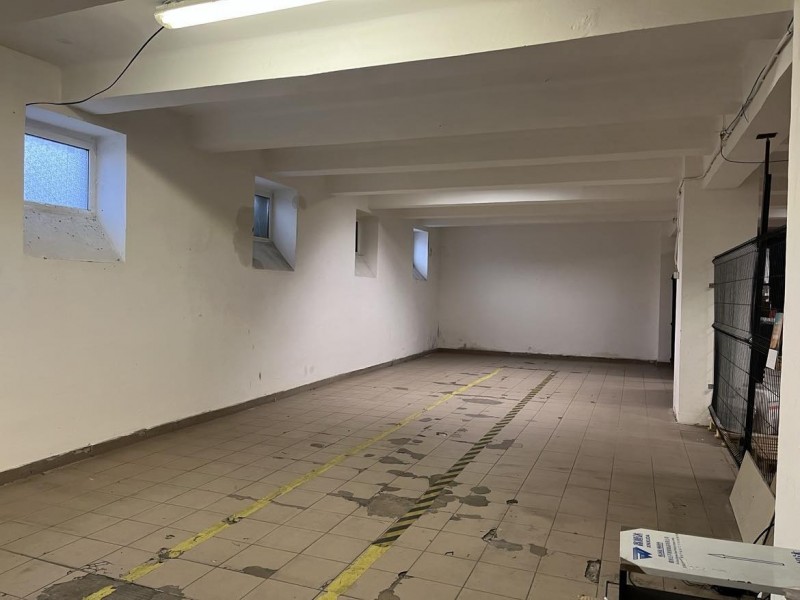 Győr Kiadó Ipari Mészáros Lőrinc utca