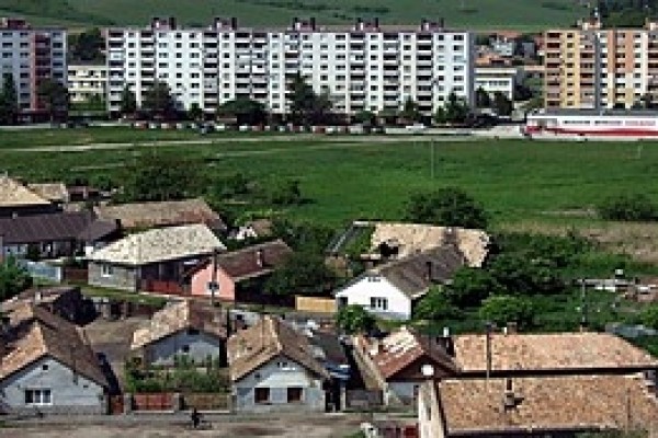 Szerinted hány lakást adnak el naponta Magyarországon?
