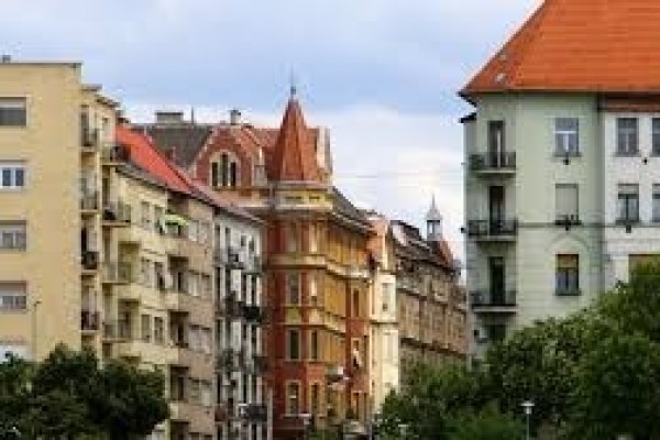 Még mindig tolonganak a befektetők a budapesti lakásokért?