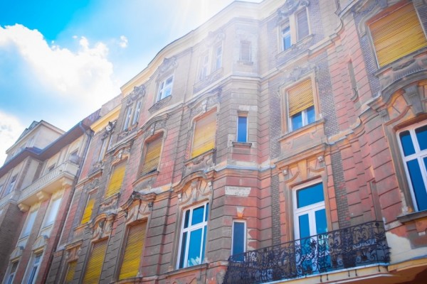 Ezeken a helyeken kezdtek csökkenni a lakásárak - Több budapesti kerület is a listán