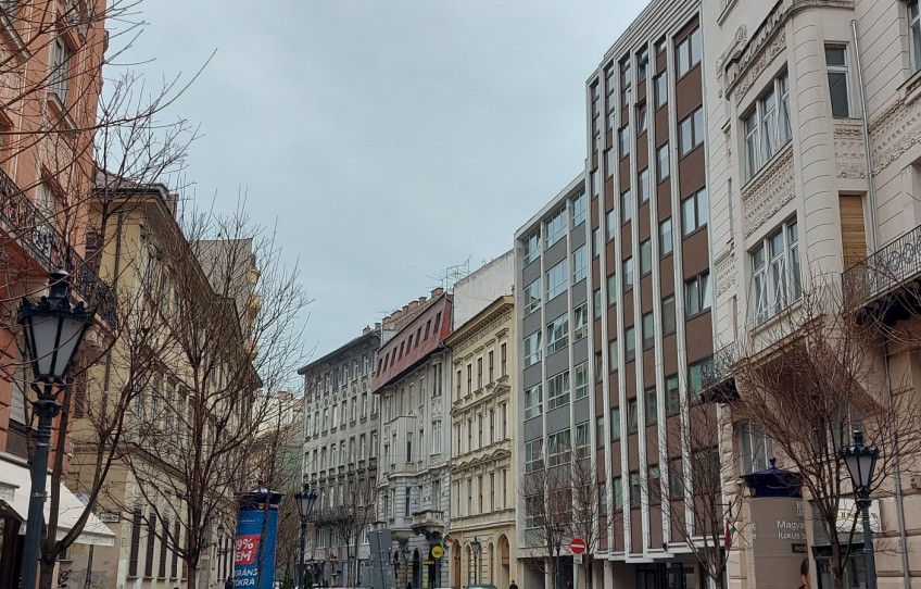 Budapest V. kerület Eladó Lakás Semmelweis utca