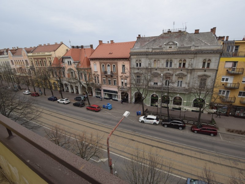 Debrecen Kiadó Lakás Piac utca